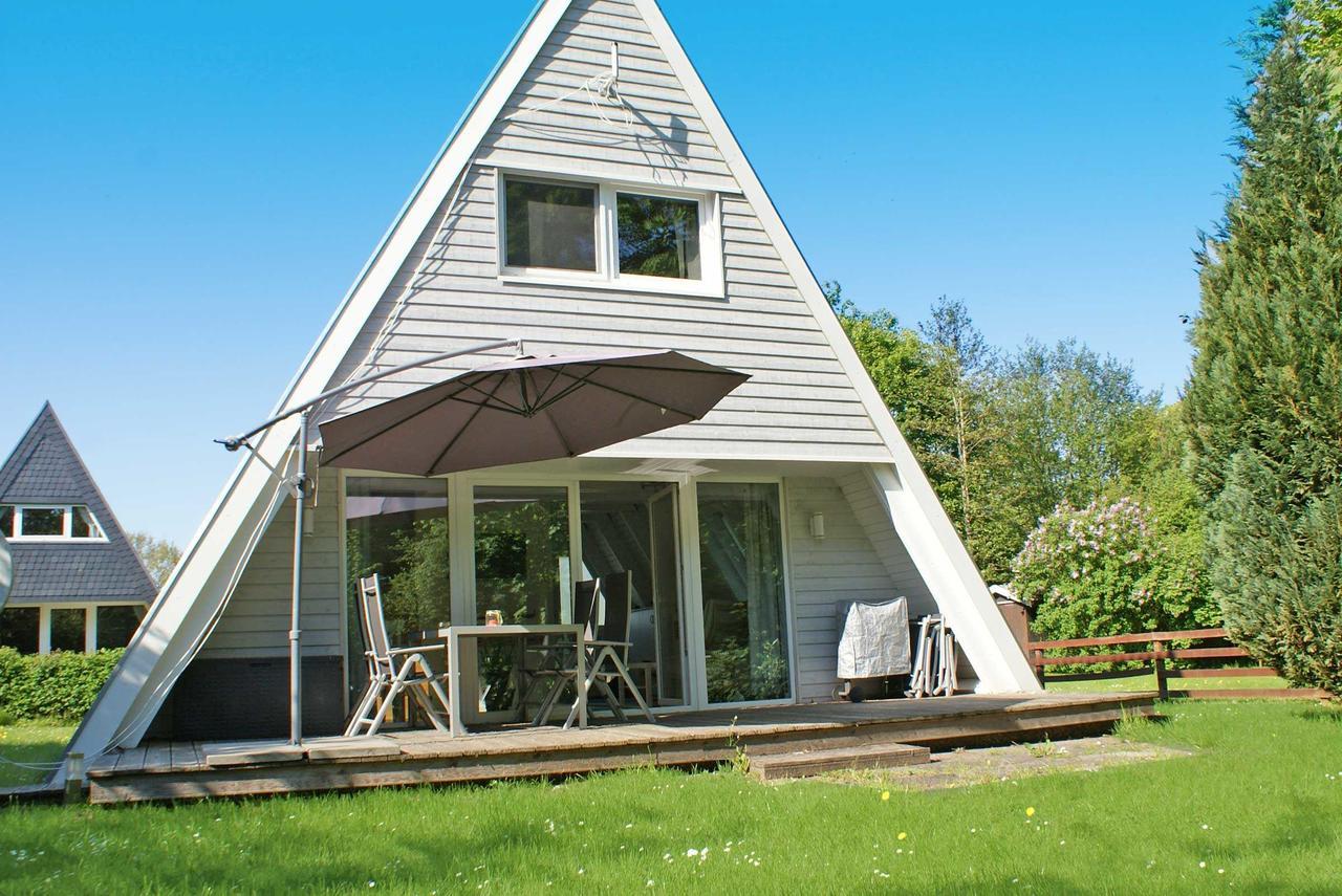 Vila Zeltdachhaus Mit Moderner Ausstattung Damp Exteriér fotografie