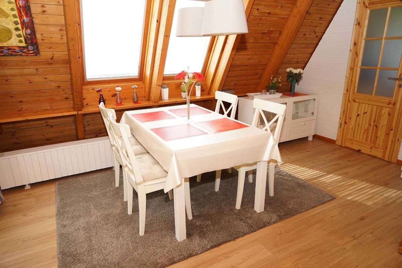 Vila Zeltdachhaus Mit Moderner Ausstattung Damp Exteriér fotografie